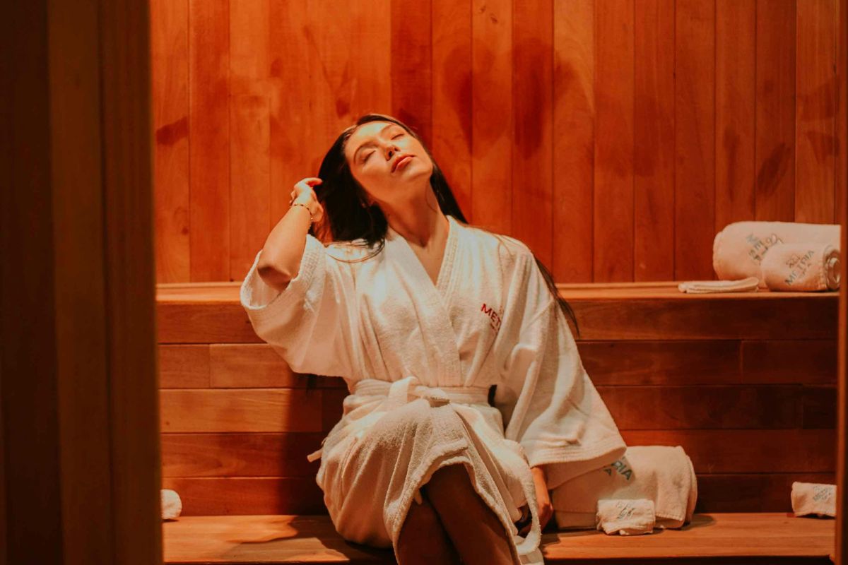 Sauna i solarium przy karmieniu piersią. Czy to bezpieczne?